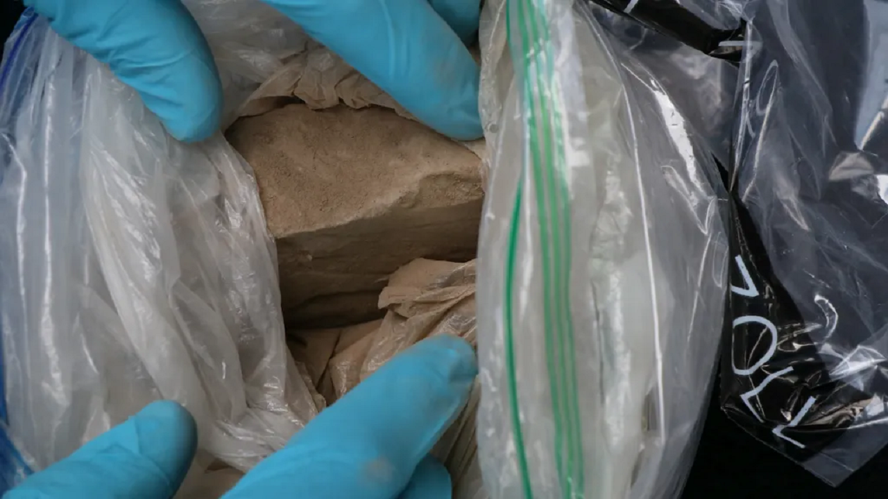 İran’dan Almanya’ya 700 kilo eroin davasında sanıklara hapis cezası İran’dan Almanya’ya 700 kilo eroin davasında sanıklara hapis cezası