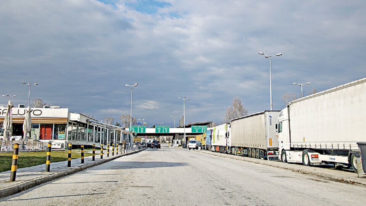 Bulgaristan: Türk sürücü beyan edilmemiş para ile tutuklandı