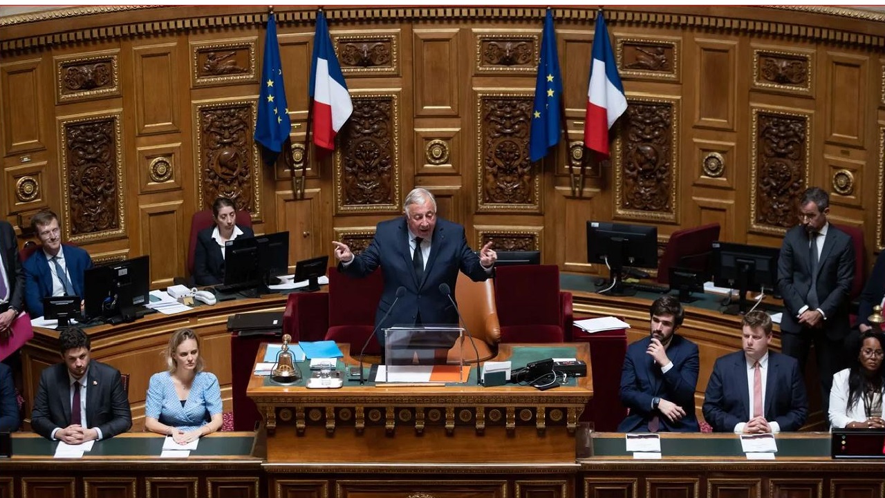 Fransa Senatosundan skandal karar: Düzensiz göçmene evlenmek yasak!