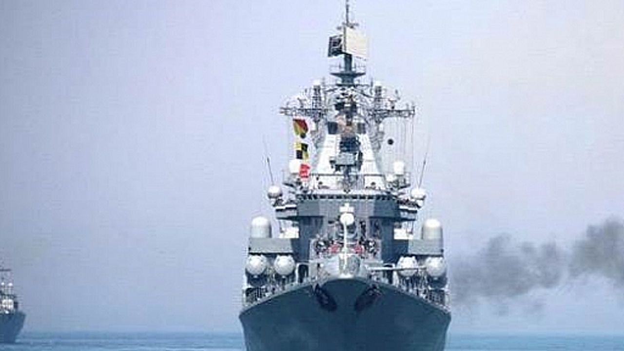 4 Rus gemisi IŞİD'e karşı 26 roket atışı yaptı
