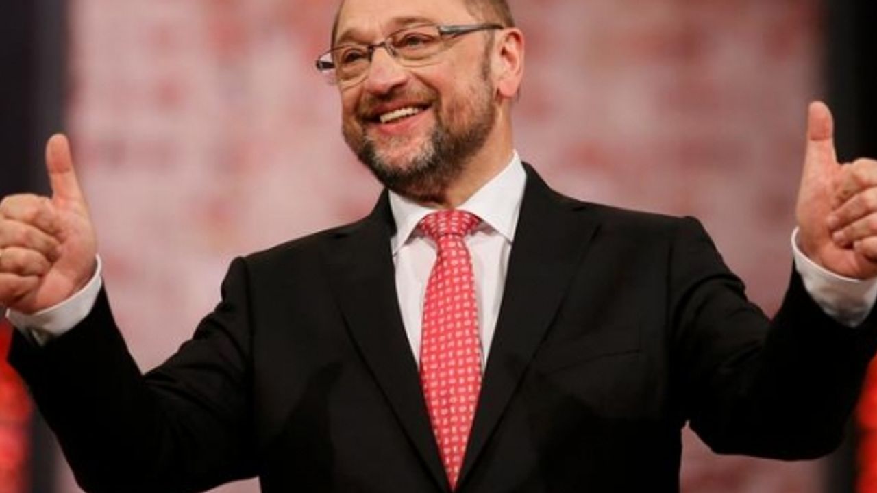 Almanya: SPD'de Martin Schulz yüzde 100’le genel başkan