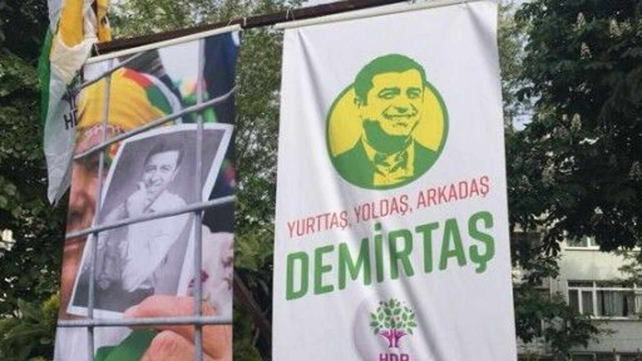 Yeşiller ve Sol Parti'den HDP’ye tebrik
