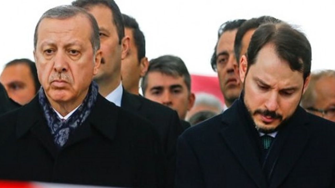 The Guardian: Türk Lirası'nın çökmesi piyasaları ürküttü