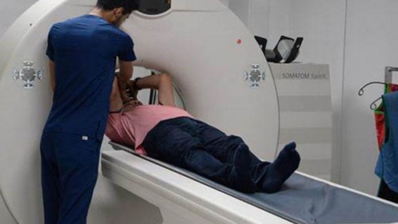 Türkçe bilmeyen hastalara Kürtçe komutlu tomografi cihazı