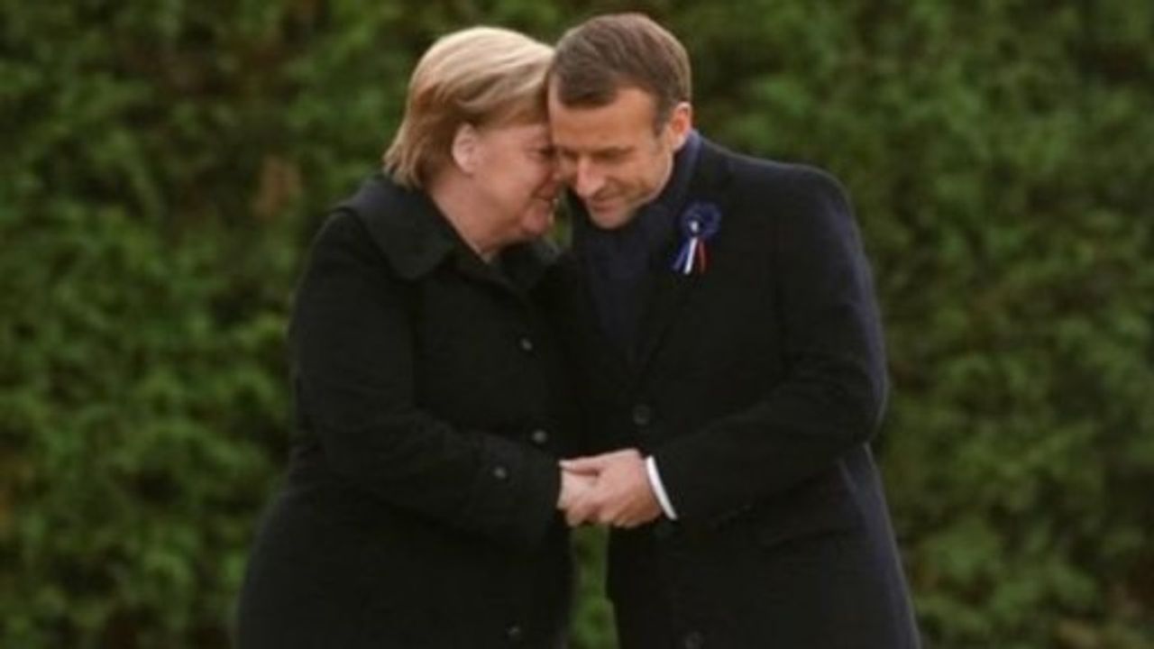 Almanya ile Fransa işbirliği antlaşması imzaladı