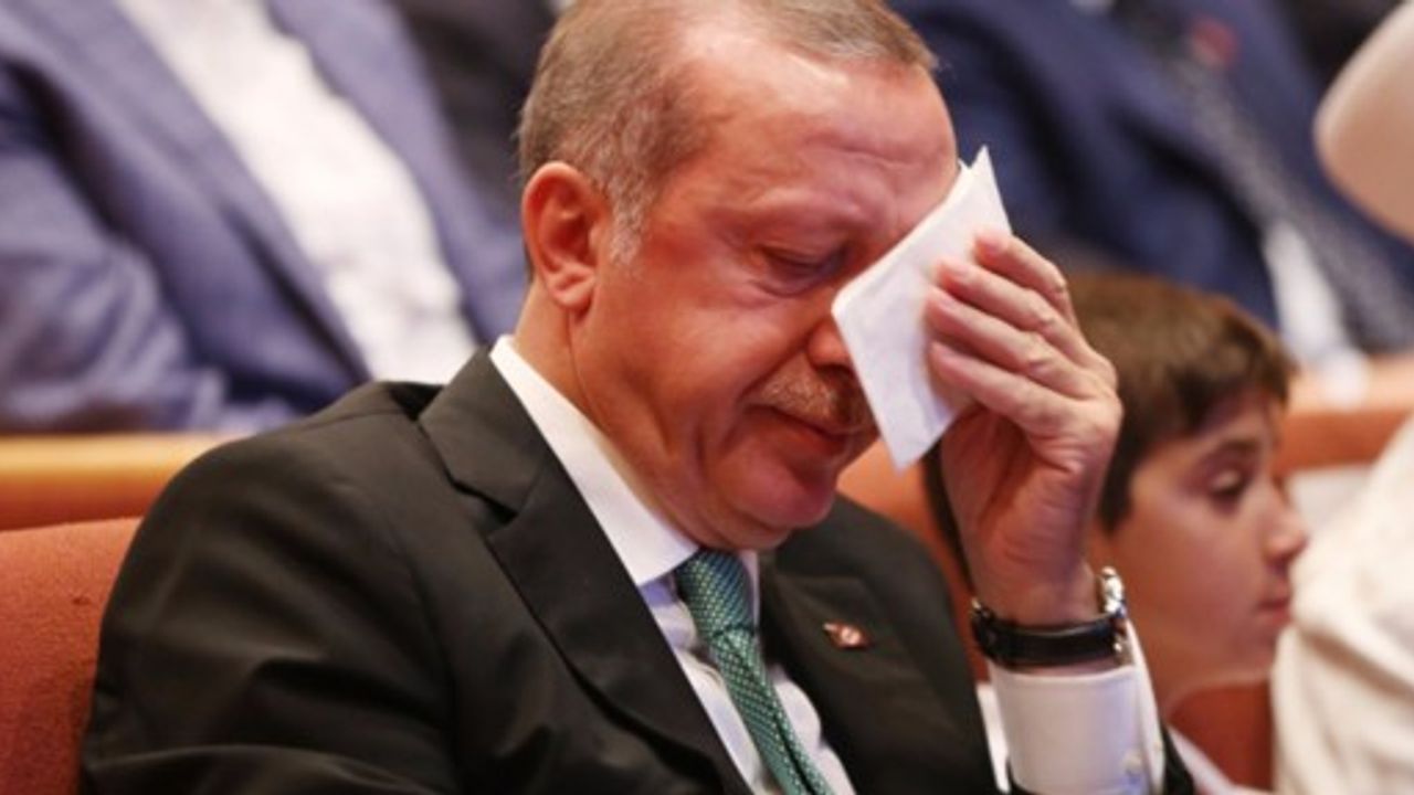 Yılmaz Özdil: "Erdoğan'dan nefret edenler çevresini sarıyor"