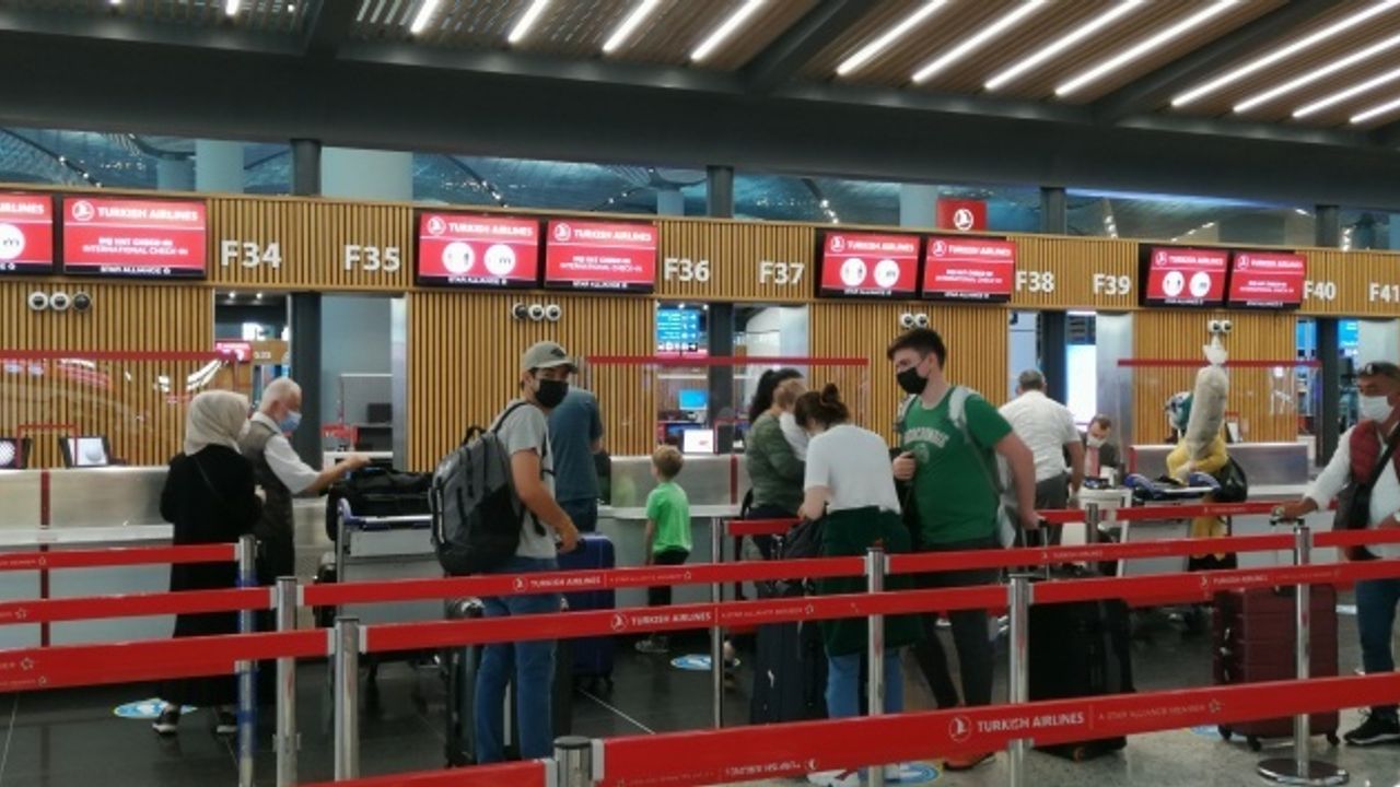 Türkiye'de yurt dışı tarifeli yolcu uçuşları yeniden başladı