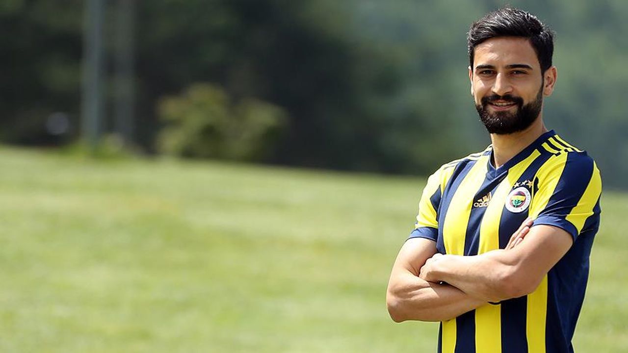 Fenerbahçeli yıldız Türkiye'ye geri dönmeyi düşünmüyor