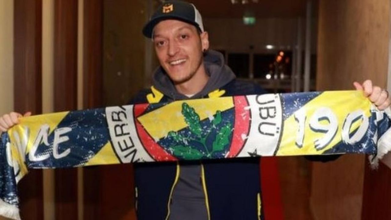 Mesut Özil'in Fenerbahçe'ye gelişi dünya basınında