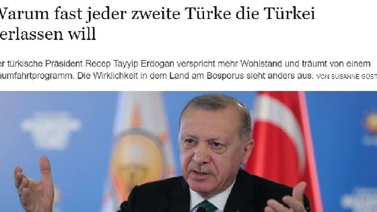 Der Tagesspiegel: İki Türk’ten biri ülkeden kaçmak istiyor