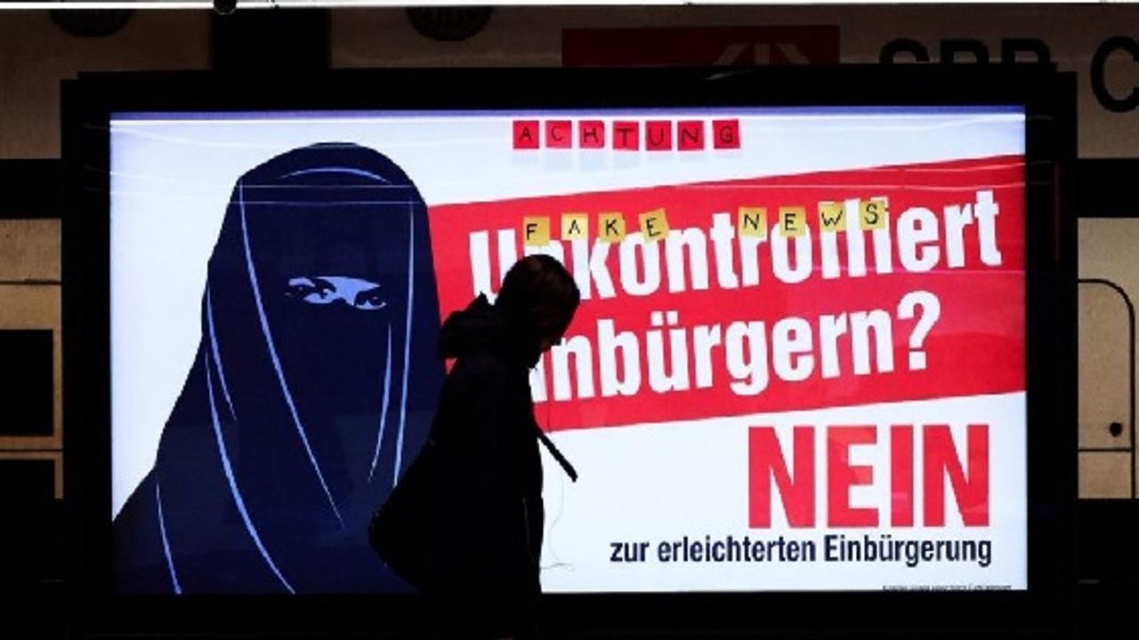 İsviçre'de burka yasağı için referandum yapılacak