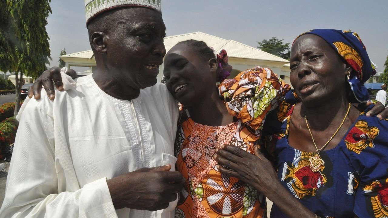 Nijerya'da yatılı okula saldırı: 317 kız öğrenci kaçırıldı