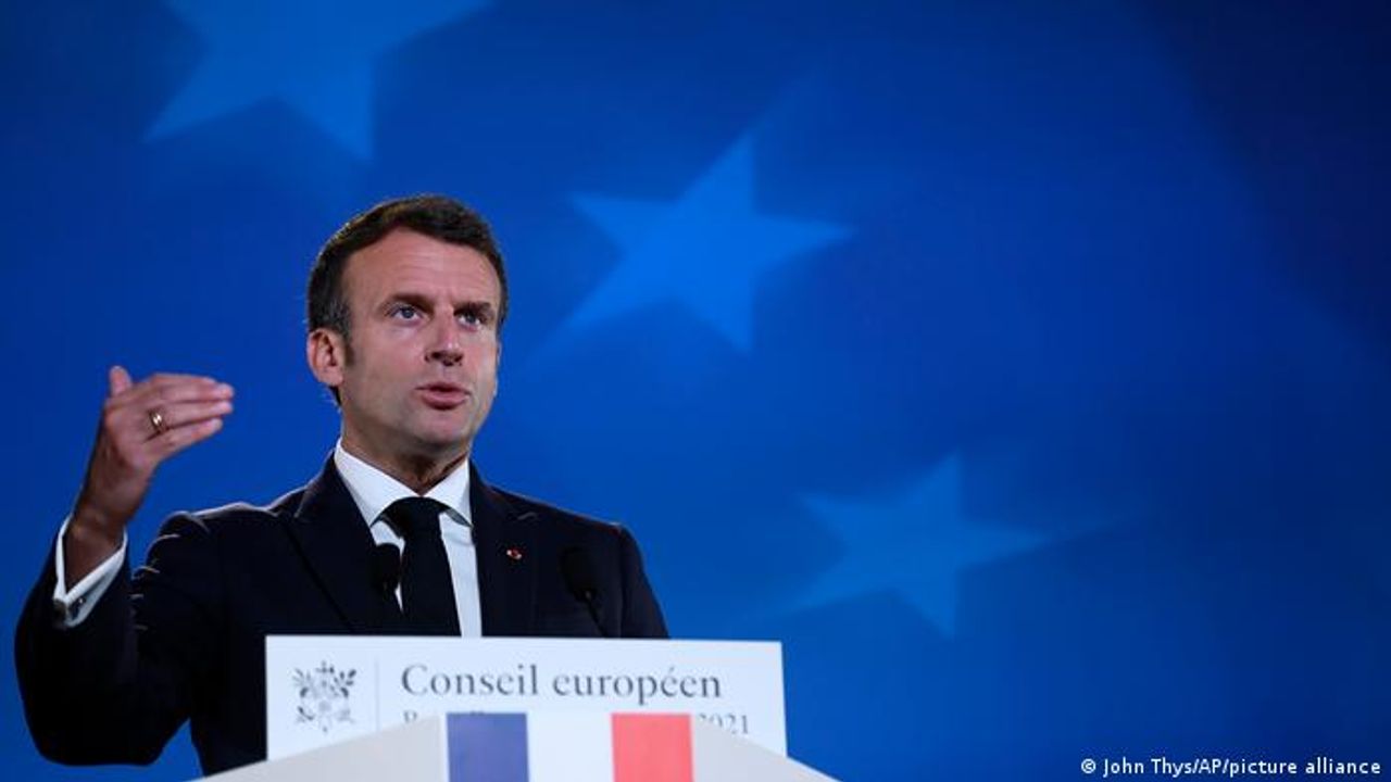 Macron: Rusya'ya yönelik yaptırım politikası etkili değil