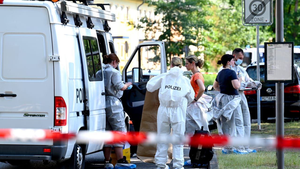 Almanya'da kadın cinayeti: Eski eşi ile kardeşini öldürdü