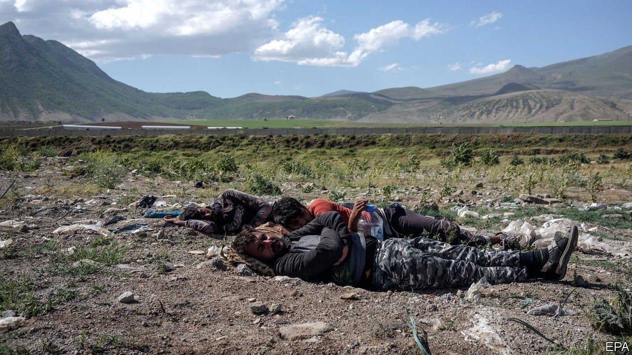 Economist dergisi, Türkiye'deki Afgan göçmenleri yazdı