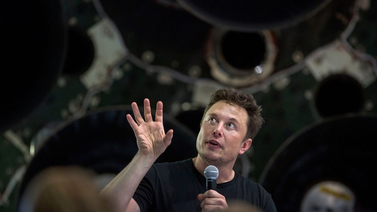Elon Musk, Rus teknolojisinden esinlendiğini açıkladı