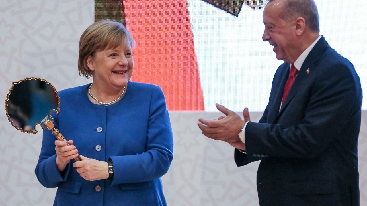 Almanya Başbakanı Merkel'den Erdoğan'a veda ziyareti