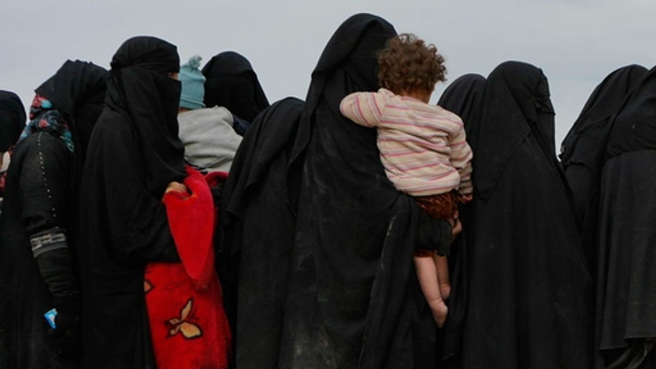 Mass: IŞİD’li 11 kadın ve 37 çocuk Suriye'den getirildi