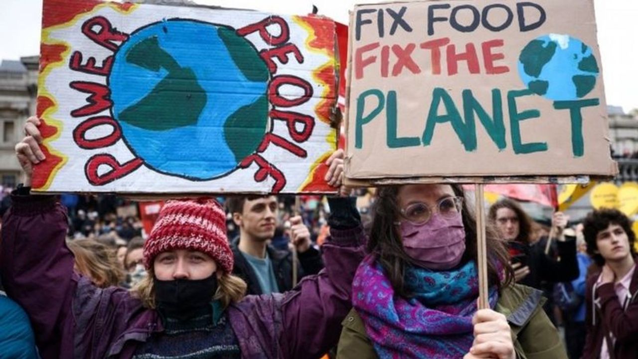 Johnson İklim Zirvesi'nde: Ülkeler cesur tavizler vermeli