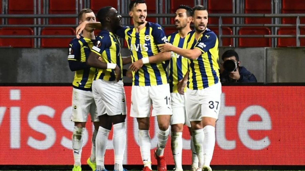 UEFA Avrupa Ligi'nde Fenerbahçe affetmedi: 3-0