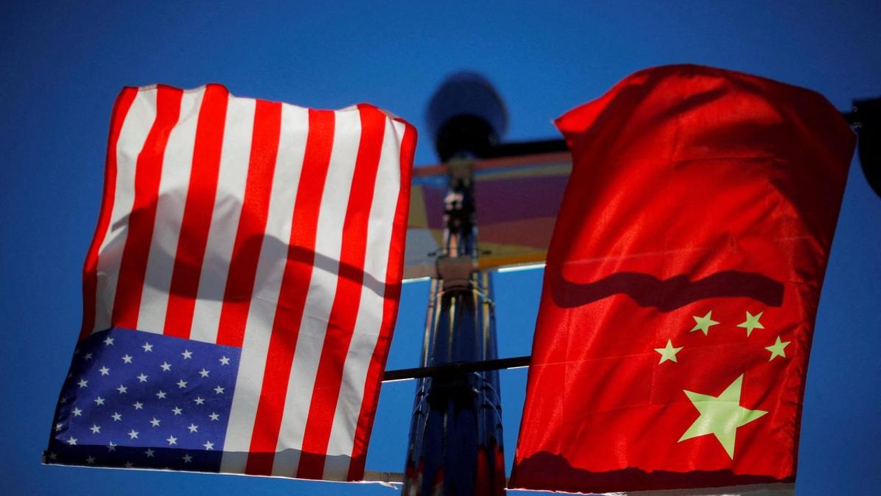 Çin: ABD, demokrasiyi kitle imha silahı olarak kullanıyor