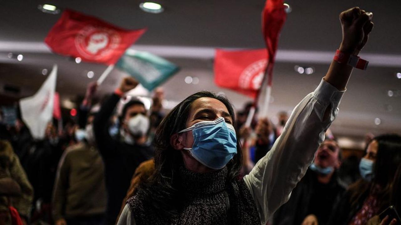 Portekiz'de seçimlerin galibi Sosyalist Parti oldu