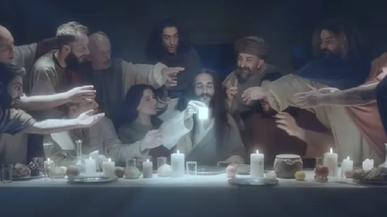 Almanya'da Hz. İsa'lı rakı reklamı: 'Son Akşam Yemeği'