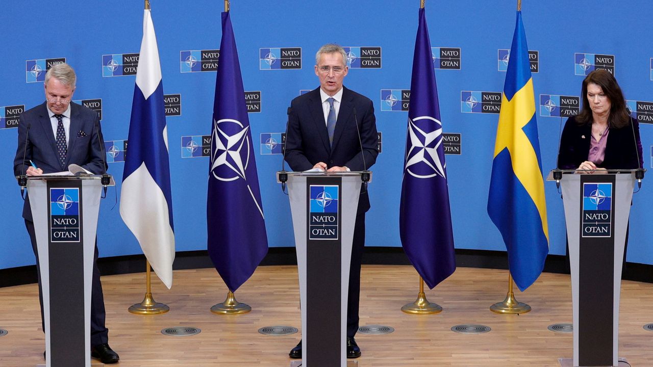Finlandiya'nın ardından İsveç’ten NATO adımı