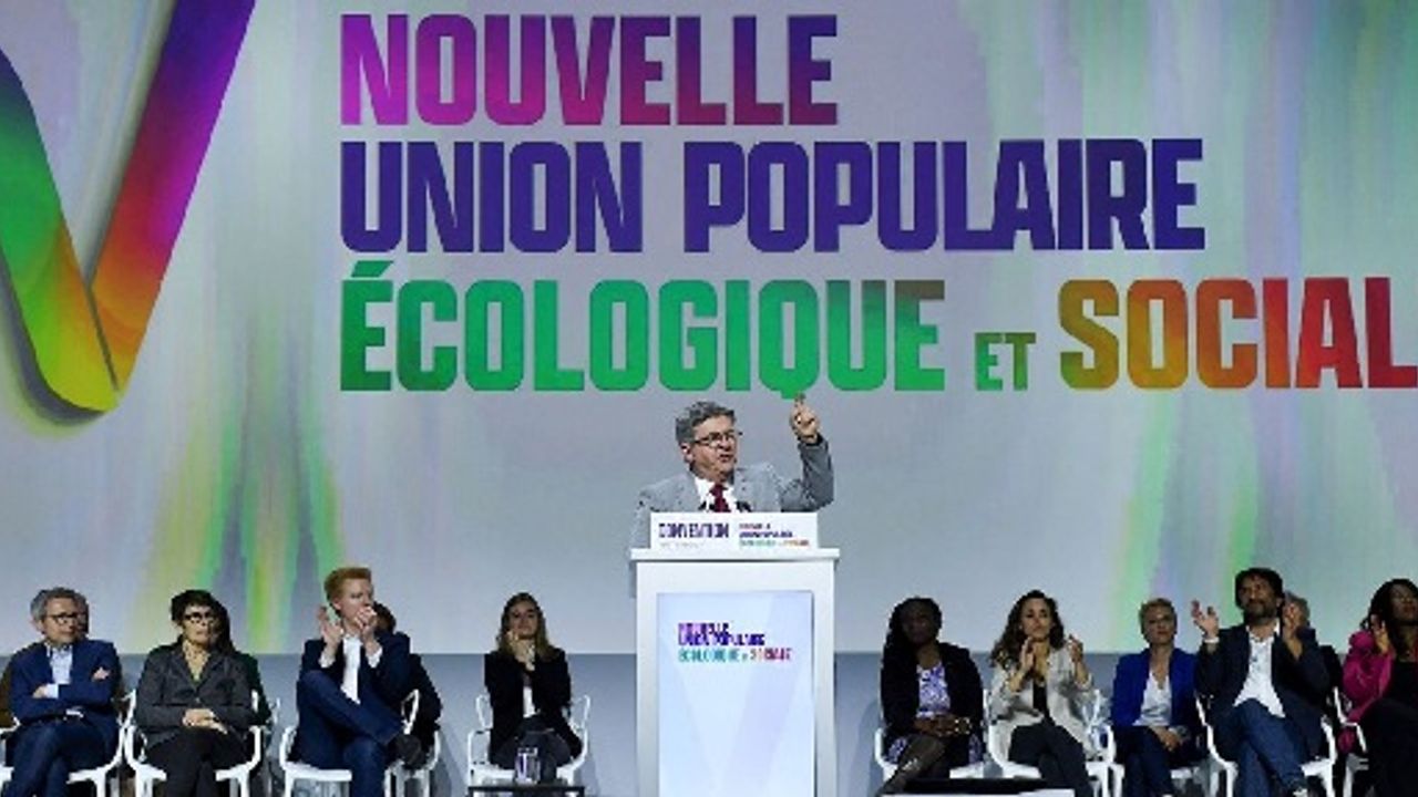 Fransa'da Sosyalist Parti seçim için sol ittifakına katıldı