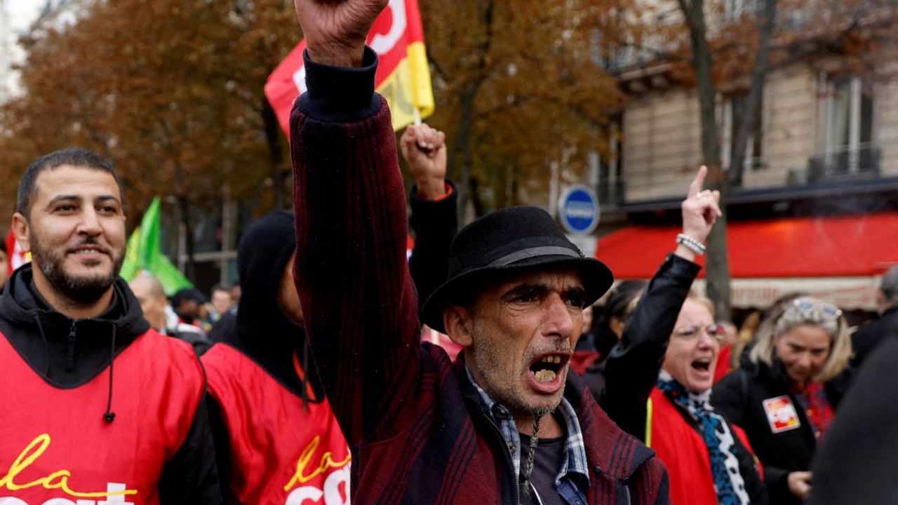 Fransa'nın en büyük işçi sendikası CGT'den grev çağrısı