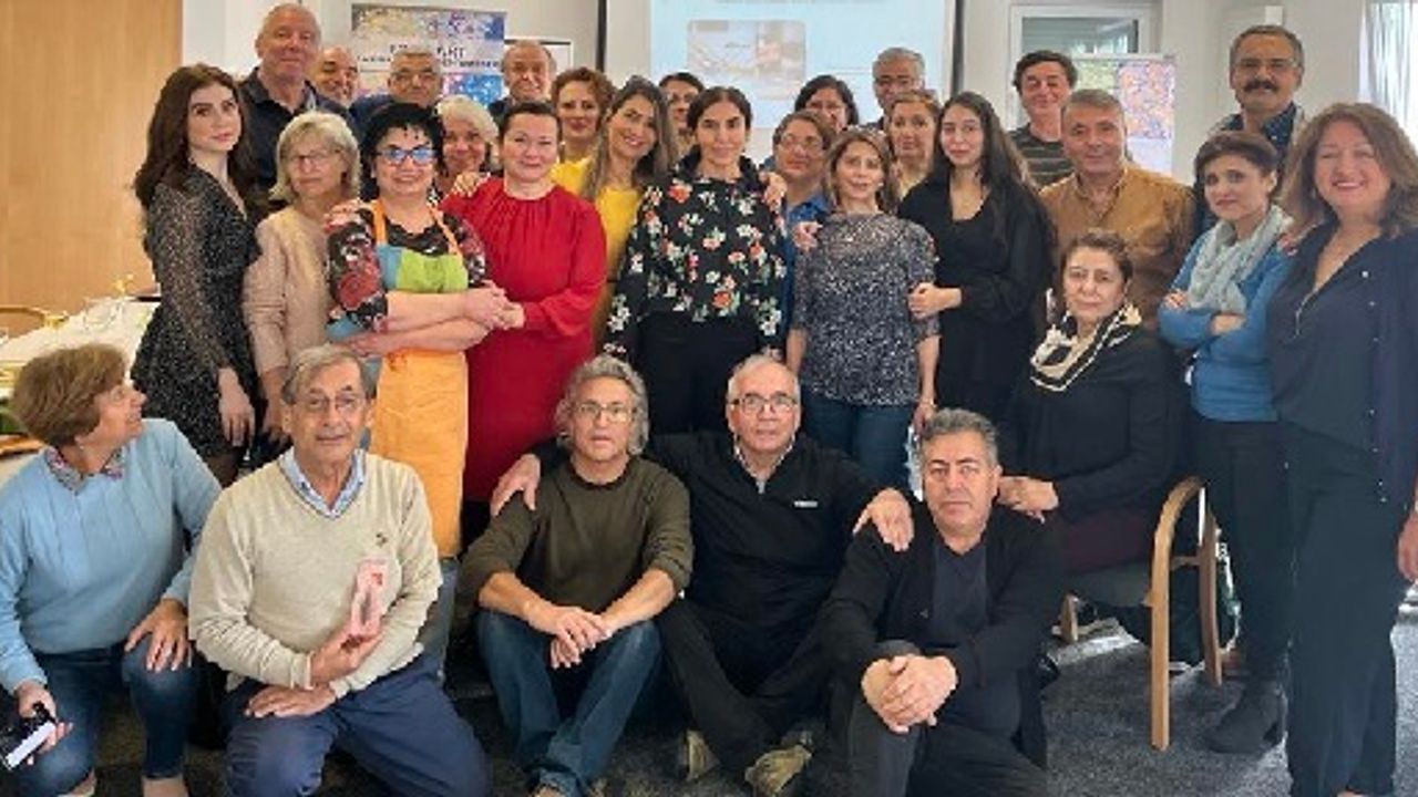 Türkiye Kökenli Öğretmenler Eğitim Seminerinde Buluştu