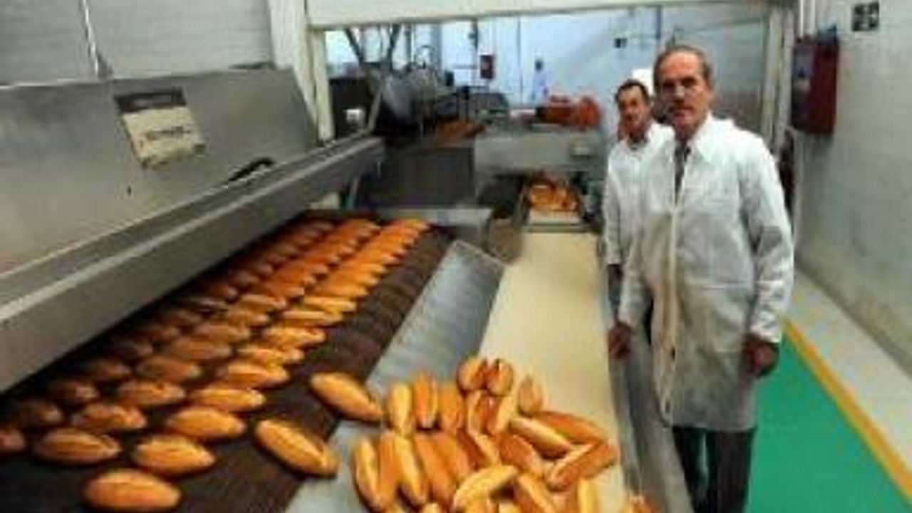 Bursa Belediye Ekmek Fabrikası, Günde 440 Bin Ekmek Üretiyor