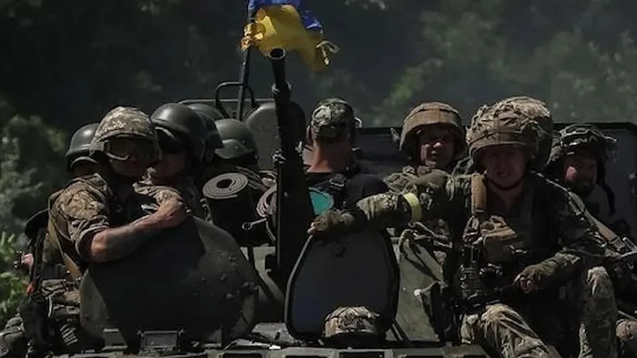 Fransa, Ukrayna'ya 150 askeri eğitmen gönderecek