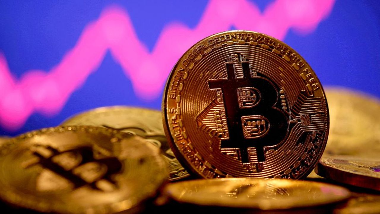 Bitcoin 25 bin 750 dolar seviyesine yükseldi