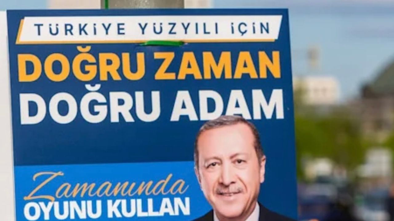 Almanya sokaklarındaki Erdoğan afişlerine sert tepki