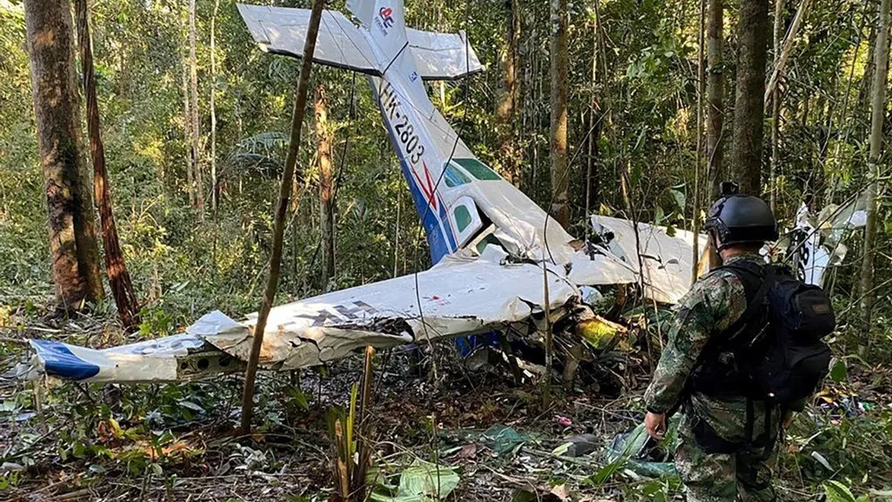 Kolombiya: Düşen uçaktan 4 çocuk sağ olarak bulundu