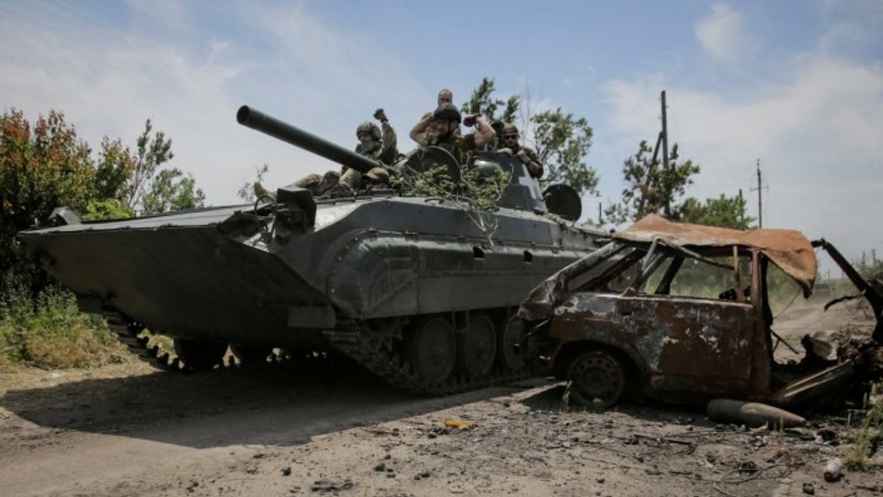 Ukrayna'da taarruz sonrası çatışmalar şiddetlendi