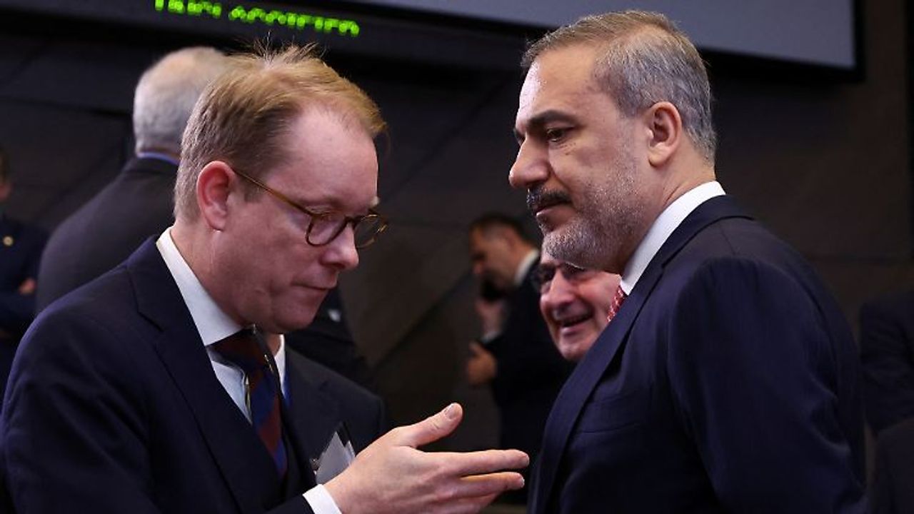 'Türkiye İsveç'in NATO üyeliğini onaylayabilir'