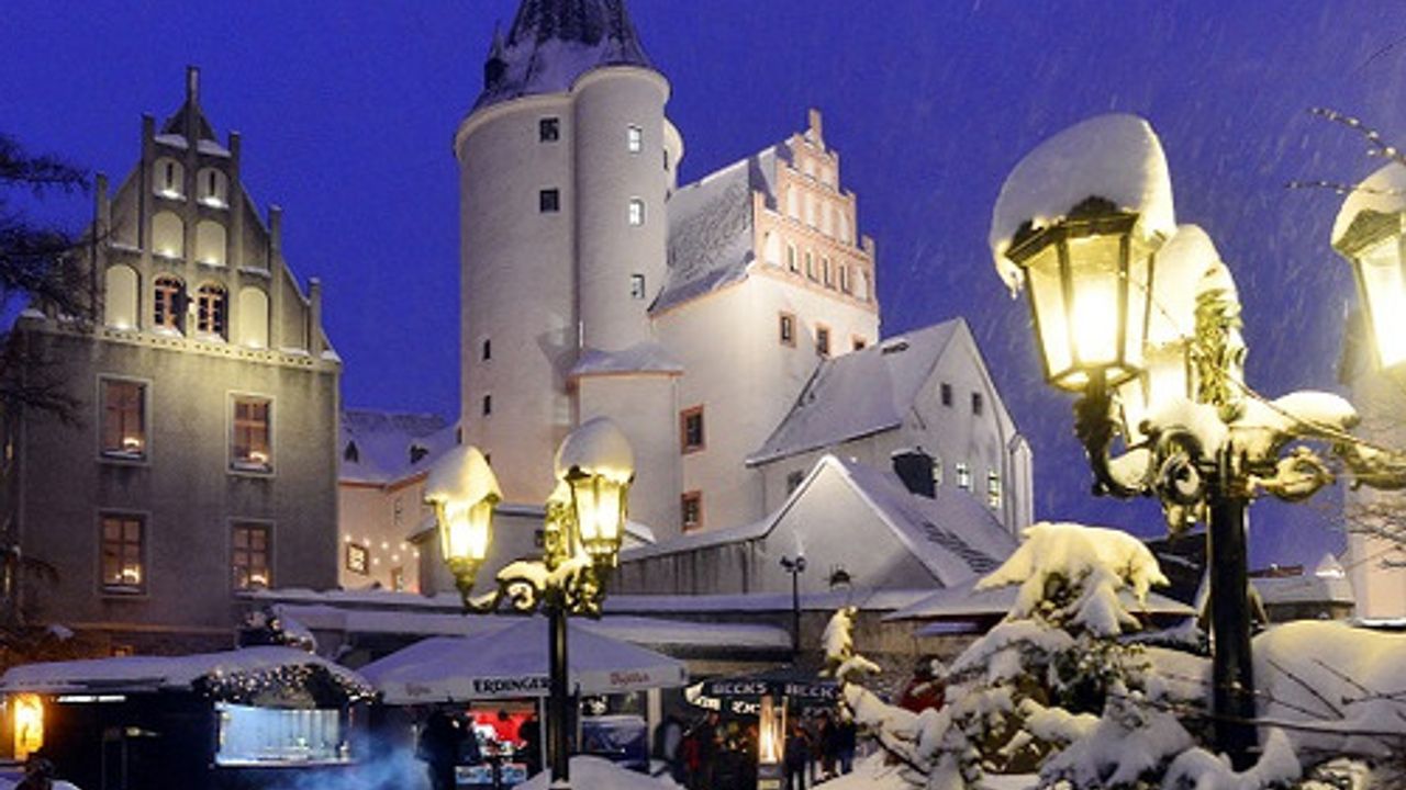 Almanya'da 2 binden fazla Noel pazarı kuruldu