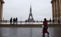Fransa: En düşük emekli maaşı 1200 Euro olacak