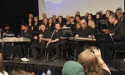 “Hamburg Konteyner Köyü" için dayanışma konseri