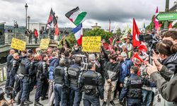 Fransa: Göstericilerin bilgilerinin toplanması yasa dışı