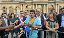 Fransa'da "örgütlenme özgürlüğünü bastırmaya" ret