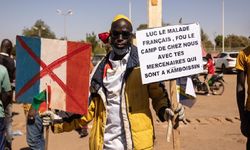 Burkina Faso 3 Fransız diplomatı 'istenmeyen kişi' ilan etti