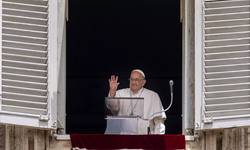 Papa Franciscus, Orta Doğu'da ateşkes çağrısını yineledi