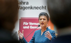 Wagenknecht: İlticası reddedilenlere sosyal yardım kesilsin!