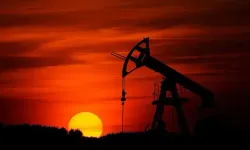 İran, Hürmüz Boğazı'nı kapattı: Petrol fiyatları fırlayabilir