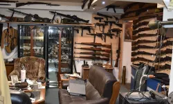 Almanya'da tamirhanede “bir mahalleyi havaya uçuracak düzeyde” silah ele geçirildi