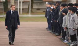 Avrupa’da Rusya kaygısı: Fransa gönüllü askerlik sistemine geçiyor