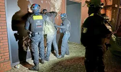 Berlin’de yasa dışı silah ticareti alarmı: Türkiye kökenli suç ağlarına yönelik geniş çaplı soruşturma